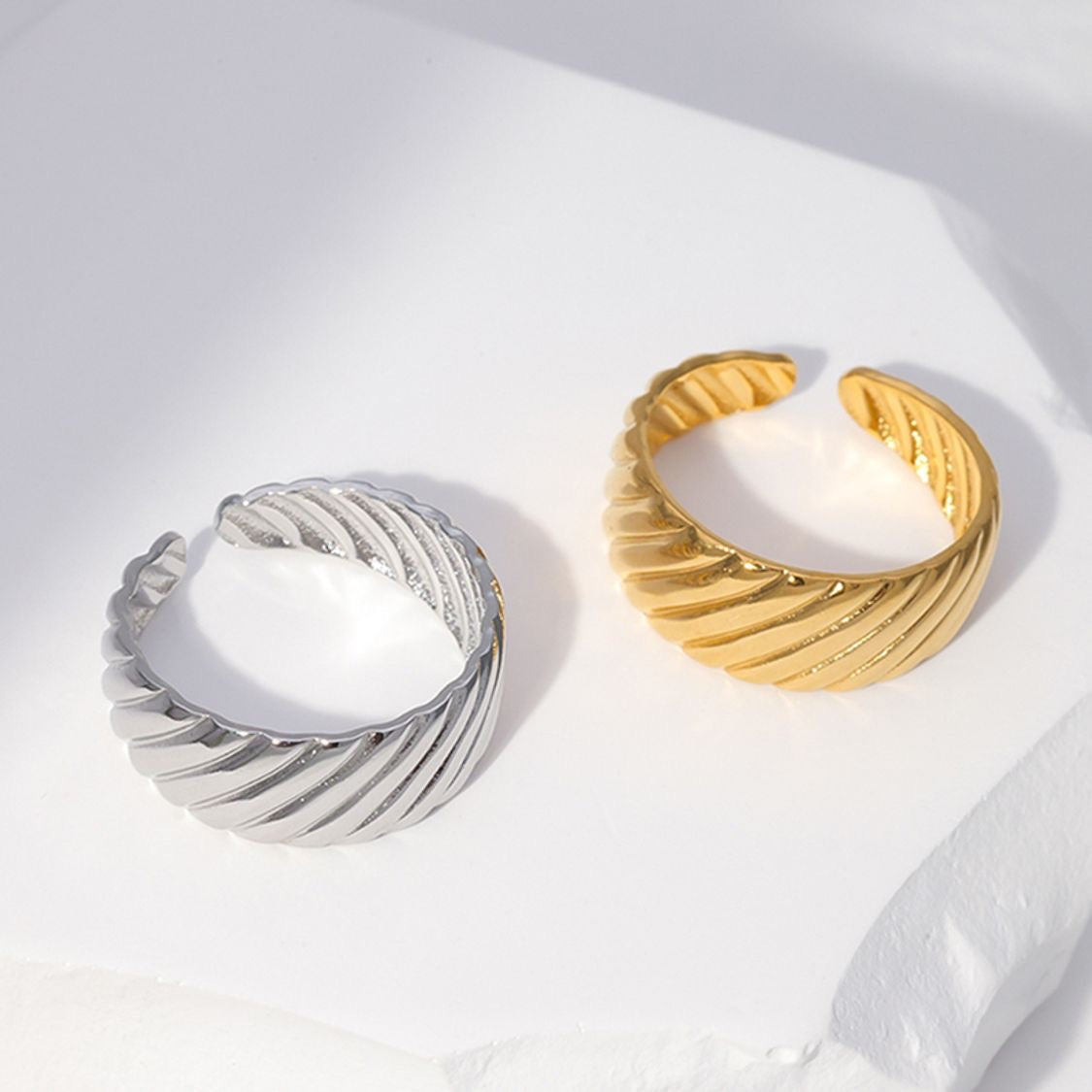 Riri Ring