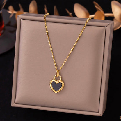 Lia Heart Necklace