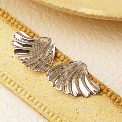 Willow Whispers Earrings
