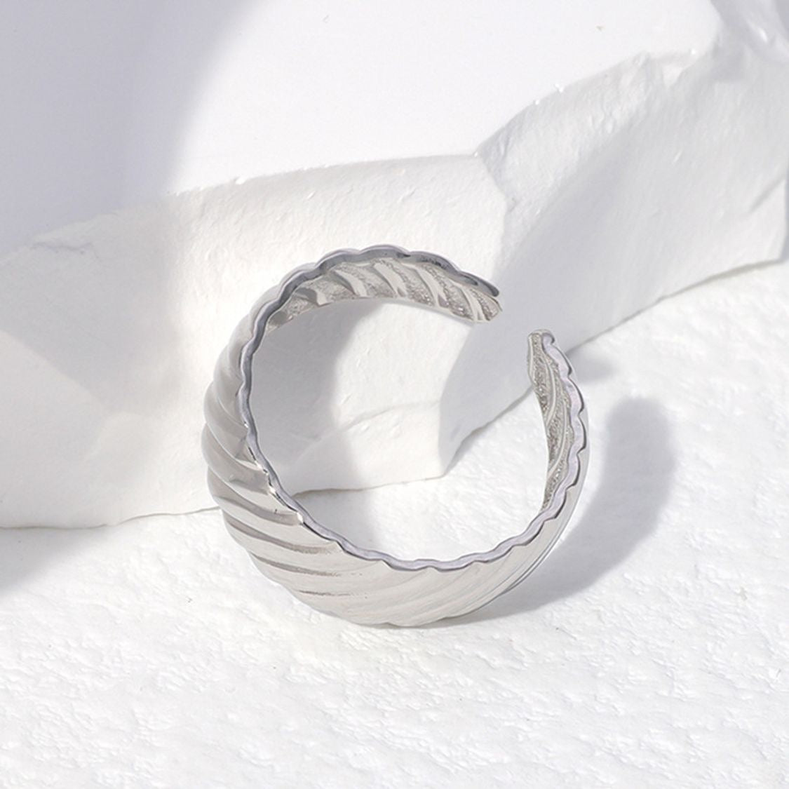Riri Ring